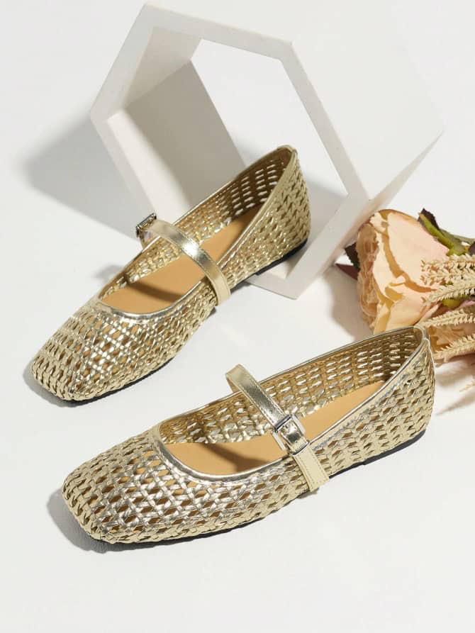 Ballerines Mary Jane dorées en tissage ajouré